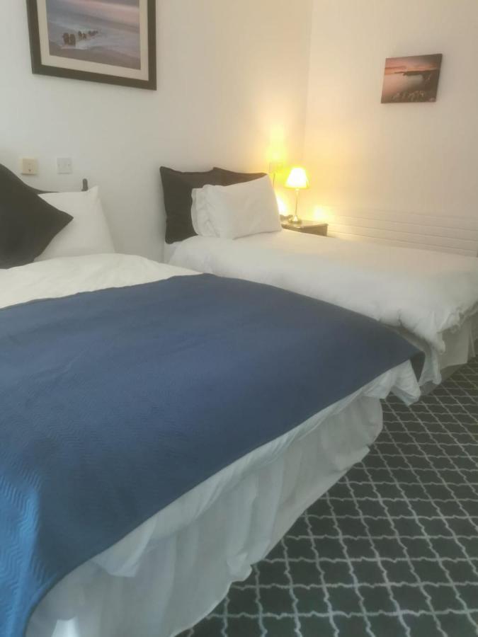 Ostan Oilean Thorai Tory Island Hotel West Town  Екстер'єр фото